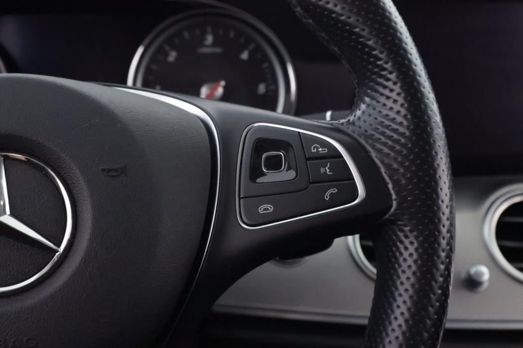 MERCEDES-BENZ E 2018