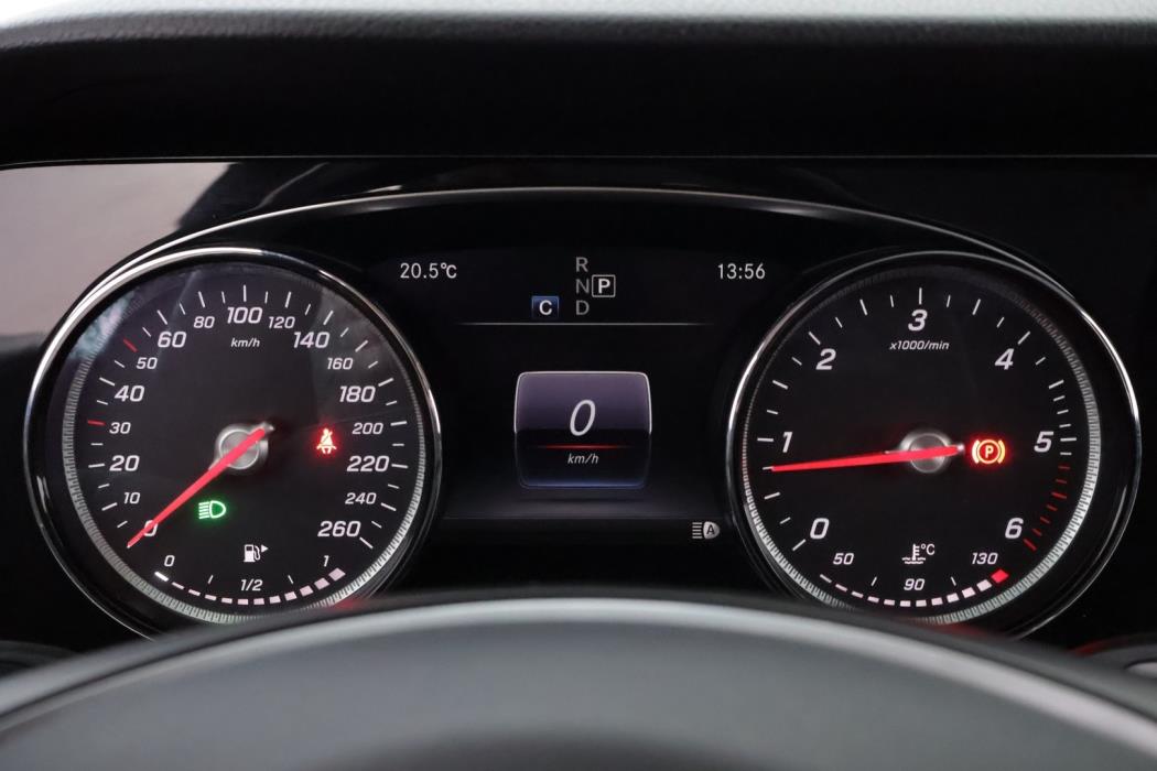 MERCEDES-BENZ E 2018