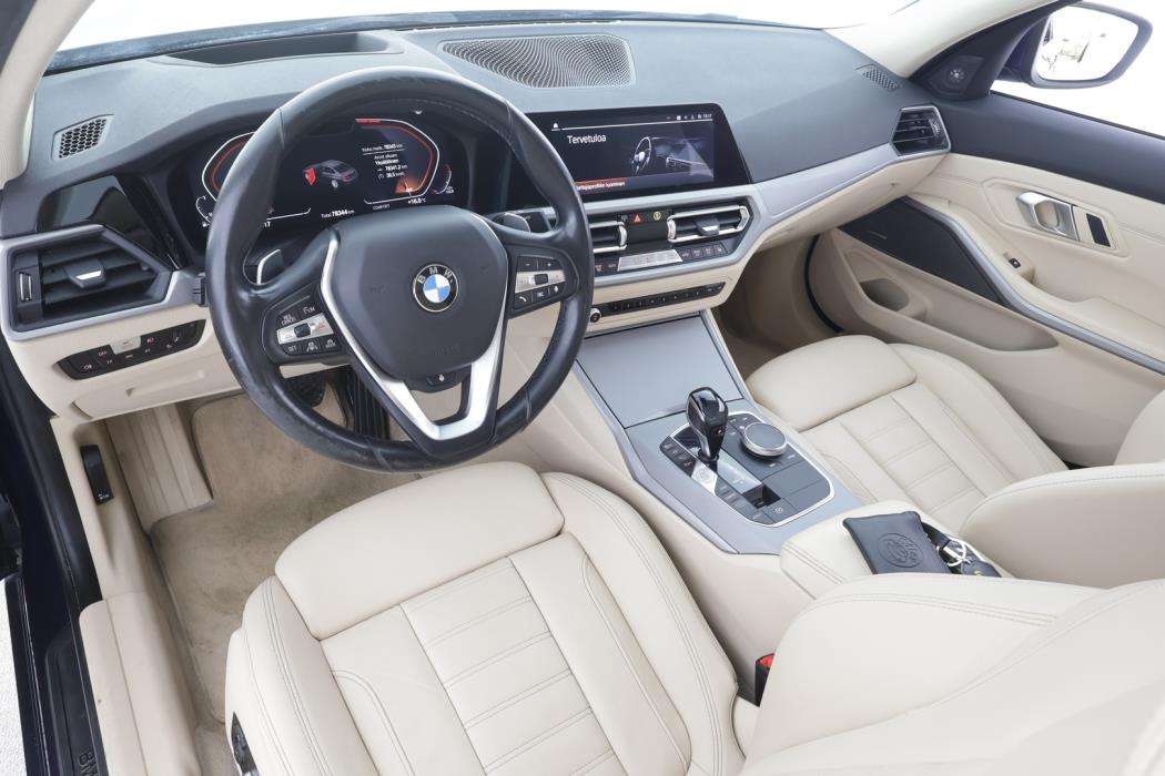 BMW 330 2019
