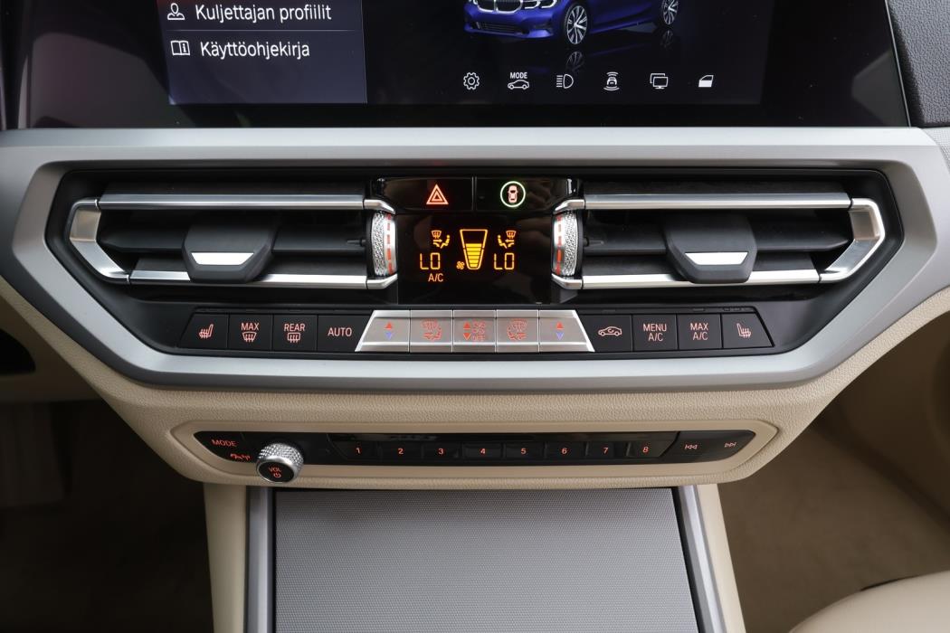 BMW 330 2019