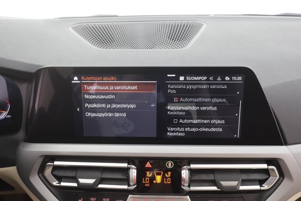 BMW 330 2019