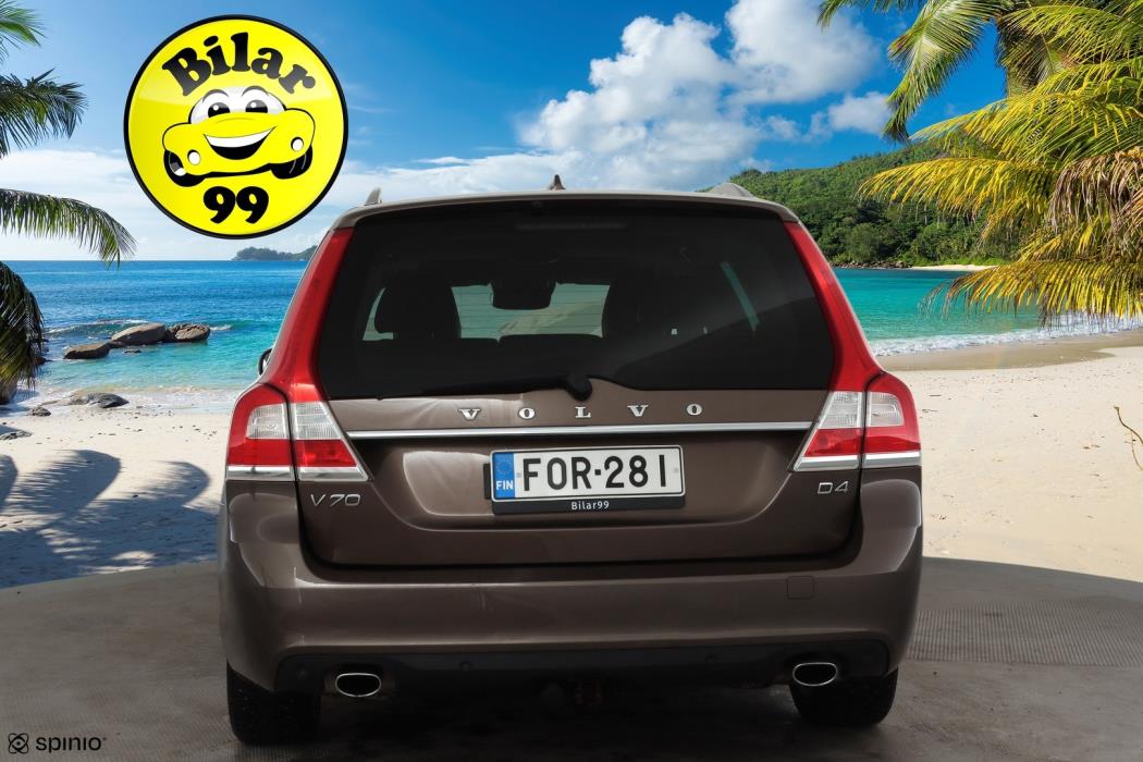 VOLVO V70 2015