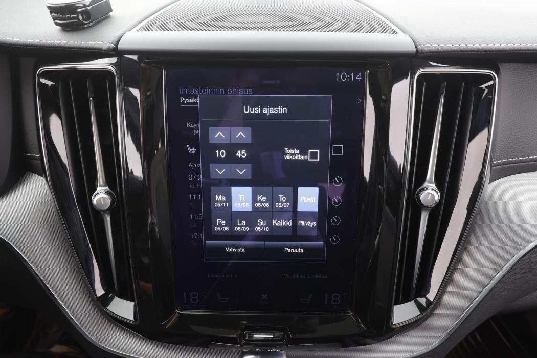 VOLVO XC60 2021