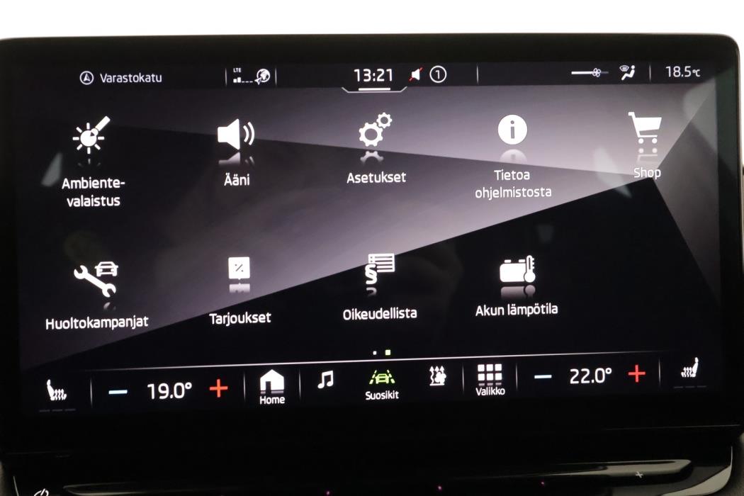 SKODA Enyaq 2022