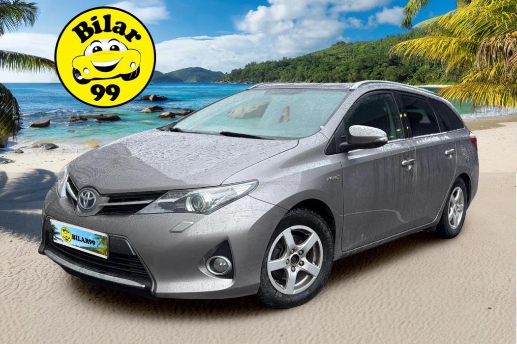 TOYOTA Auris 2014
