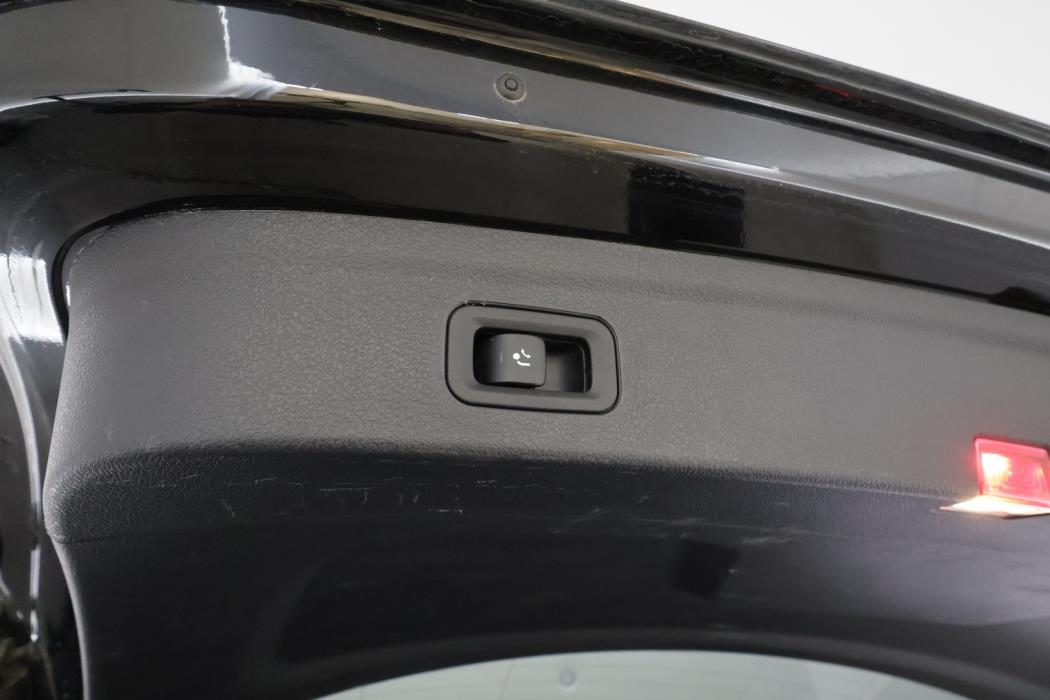 MERCEDES-BENZ GLE 2021