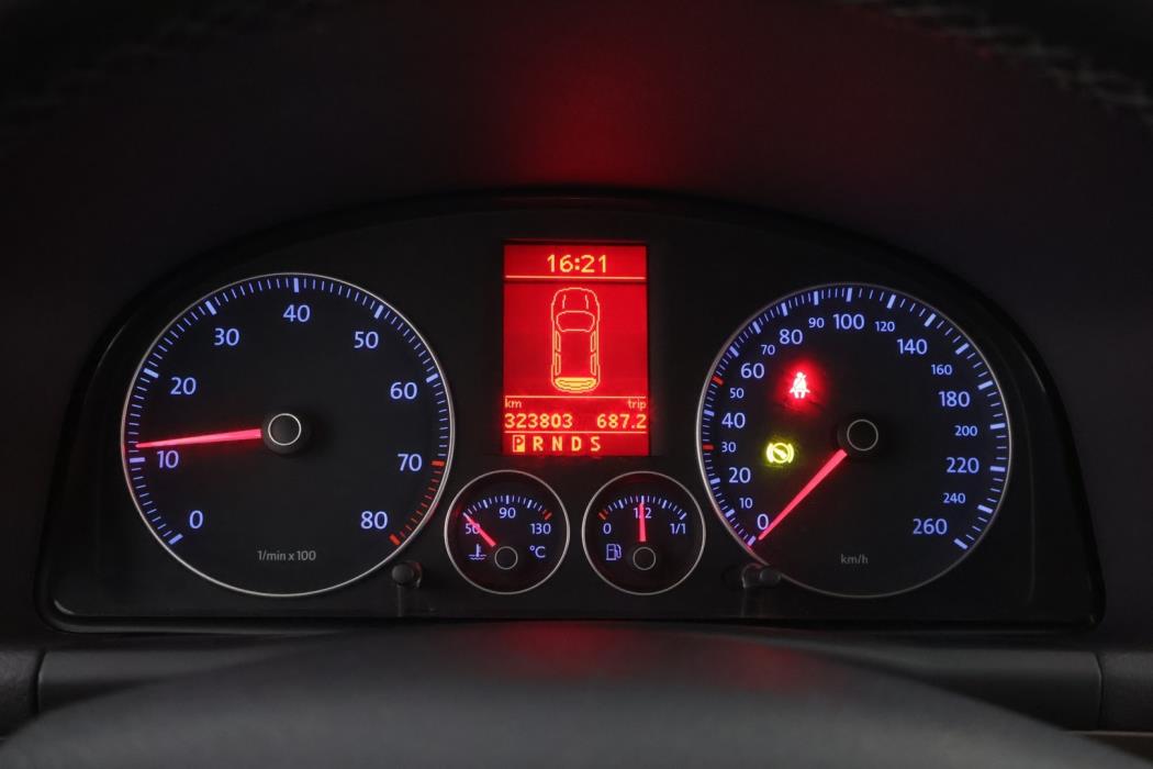 VOLKSWAGEN Touran 2007