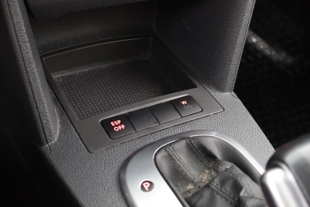 VOLKSWAGEN Touran 2007