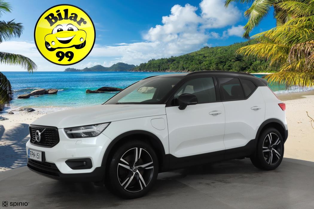 VOLVO XC40 2020