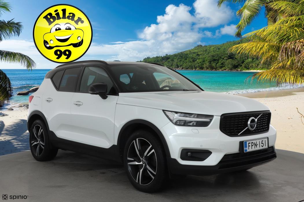 VOLVO XC40 2020