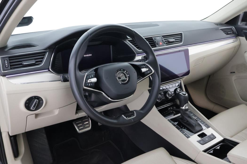 SKODA Superb 2021