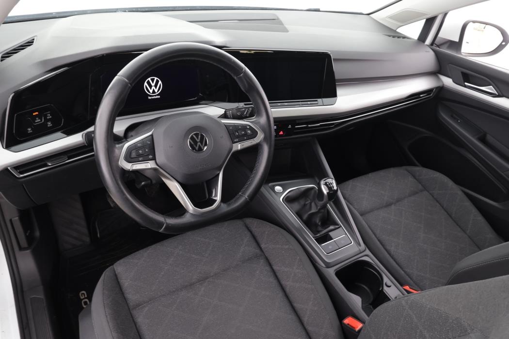VOLKSWAGEN Golf 2021