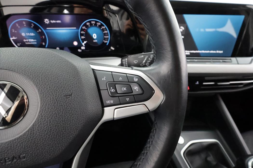 VOLKSWAGEN Golf 2021