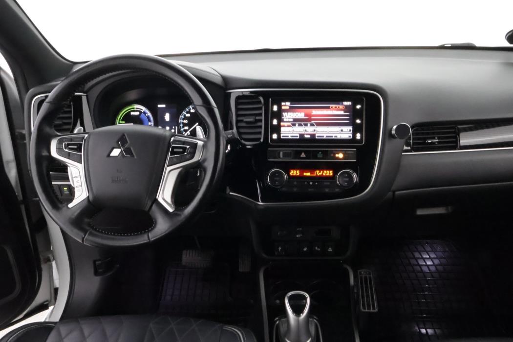 MITSUBISHI Outlander 2019