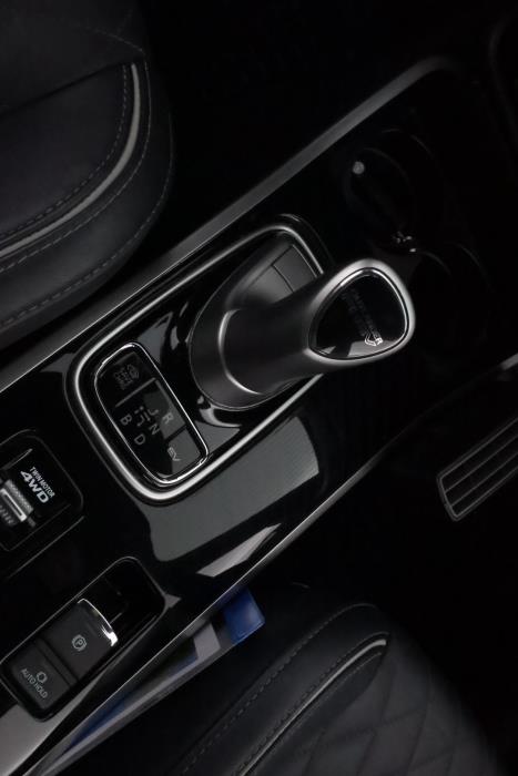 MITSUBISHI Outlander 2019