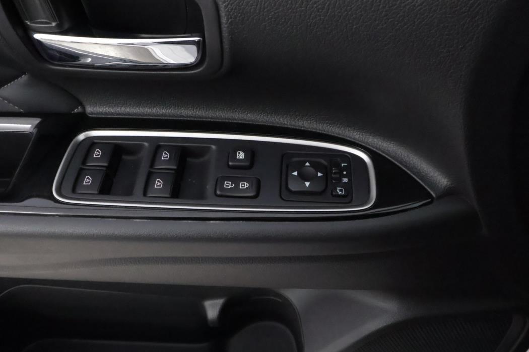 MITSUBISHI Outlander 2019