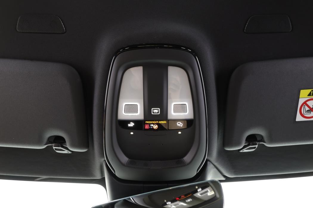 VOLVO V60 2023