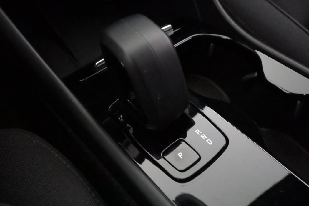 VOLVO C40 2023
