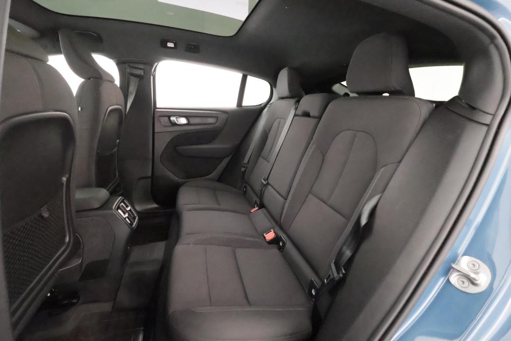 VOLVO C40 2023
