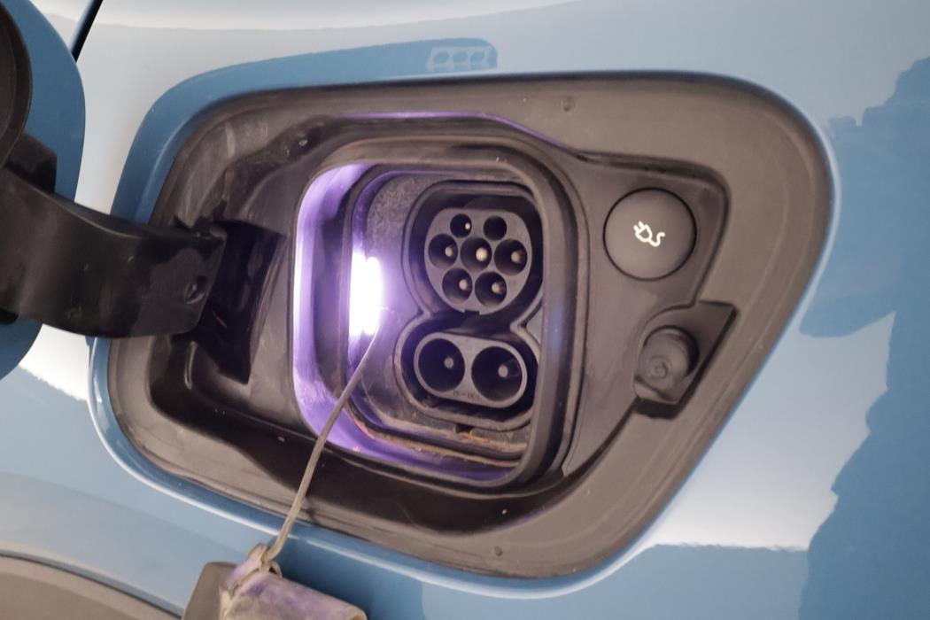 VOLVO C40 2023