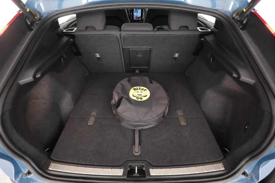 VOLVO C40 2023