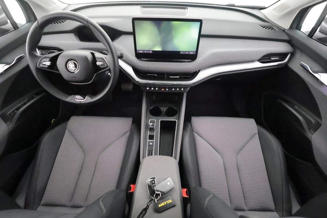SKODA Enyaq 2024