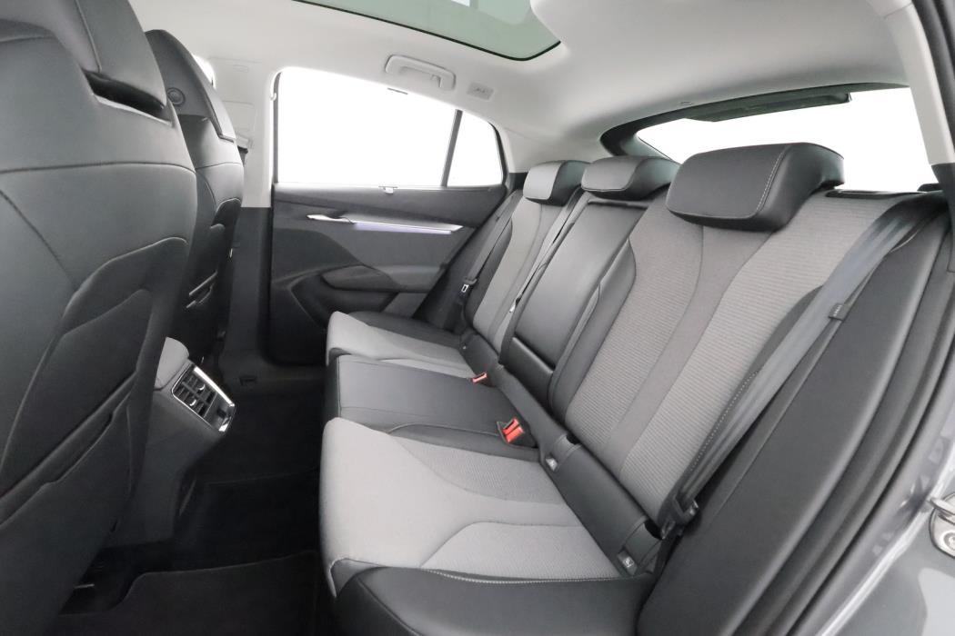 SKODA Enyaq 2024