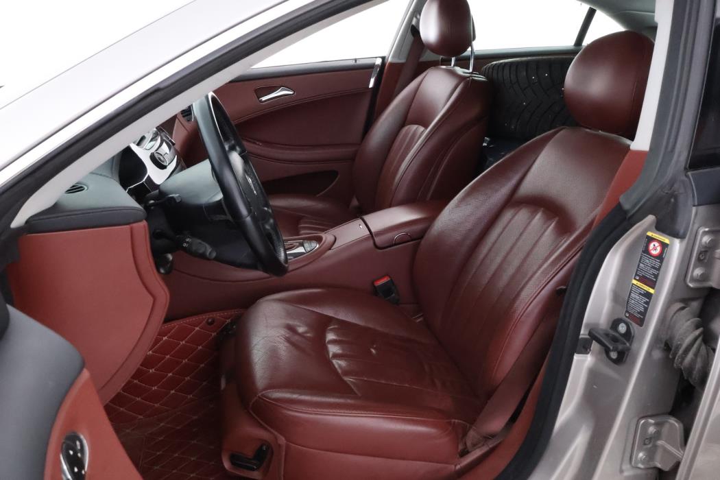 MERCEDES-BENZ CLS 2005