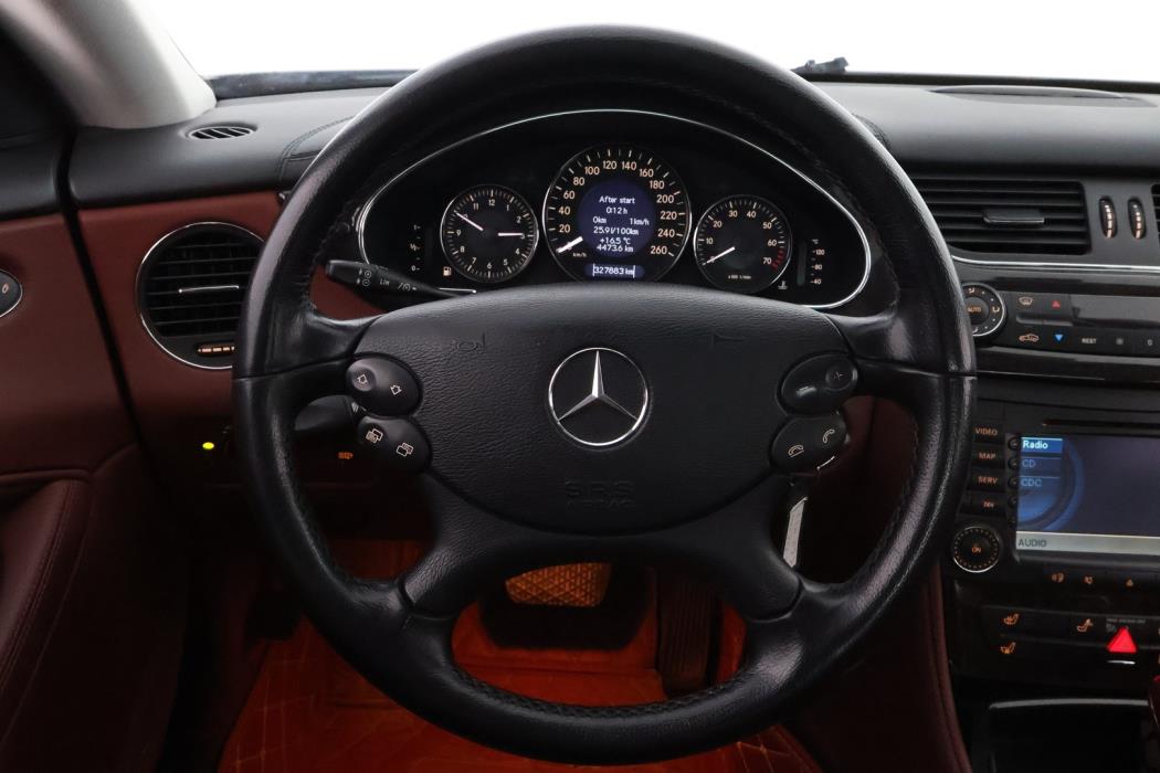 MERCEDES-BENZ CLS 2005