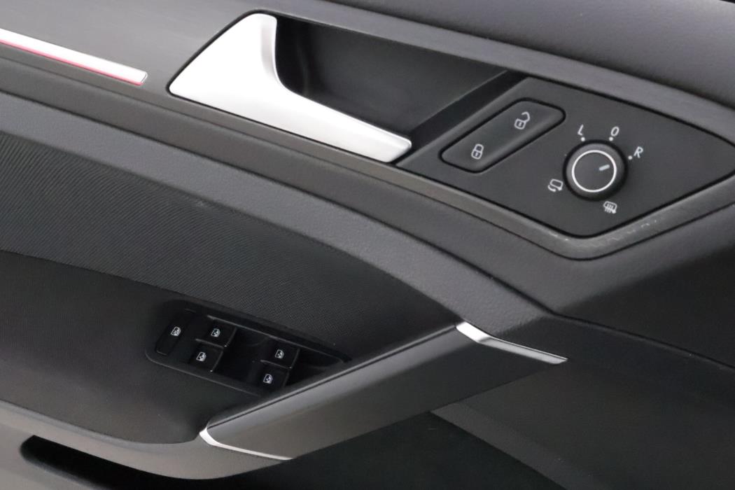 VOLKSWAGEN Phaeton 2003