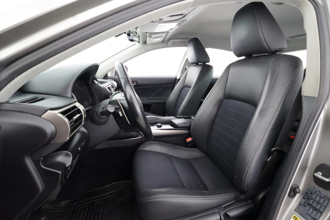 LEXUS IS 2014