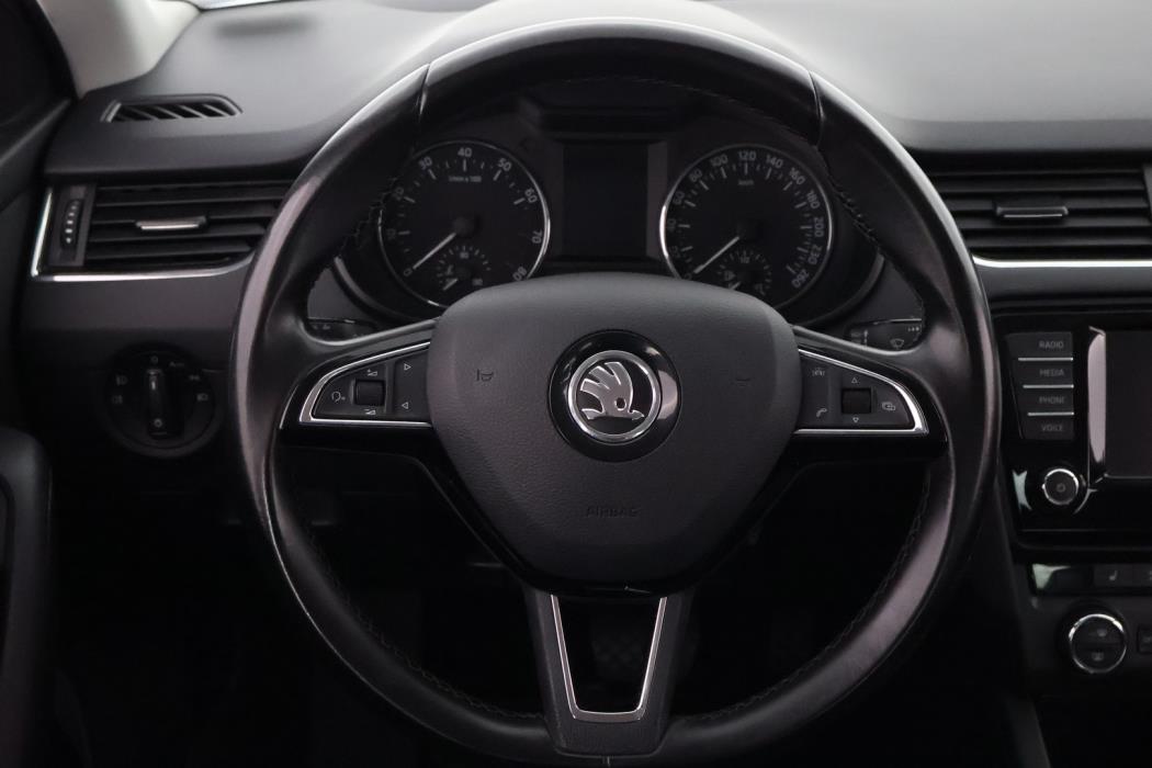SKODA Octavia 2016