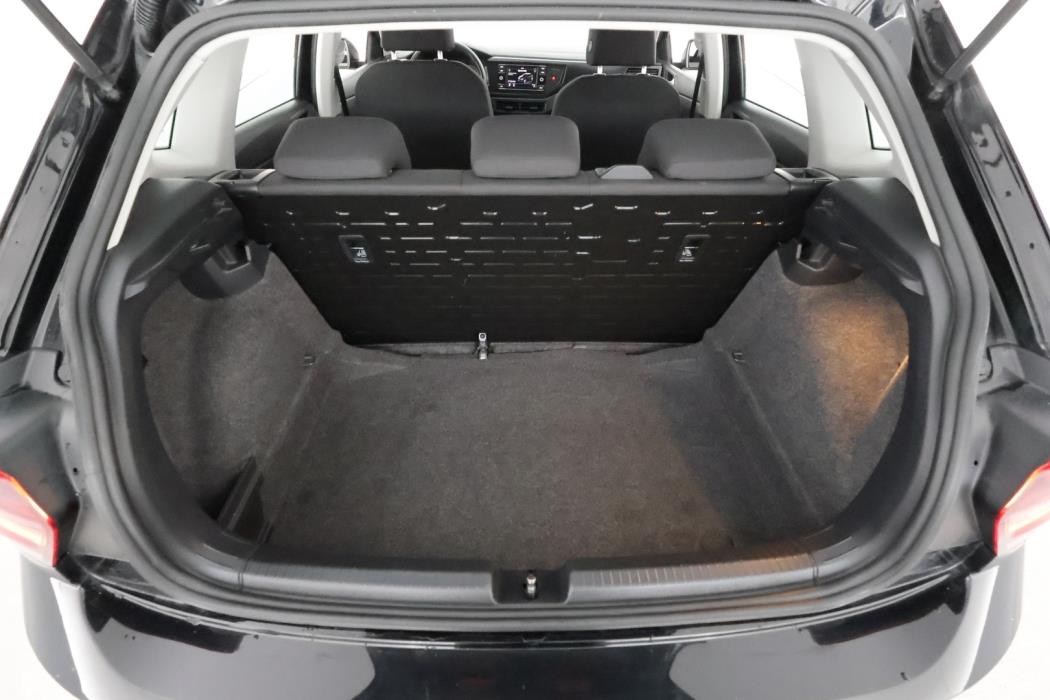 VOLKSWAGEN Polo 2018