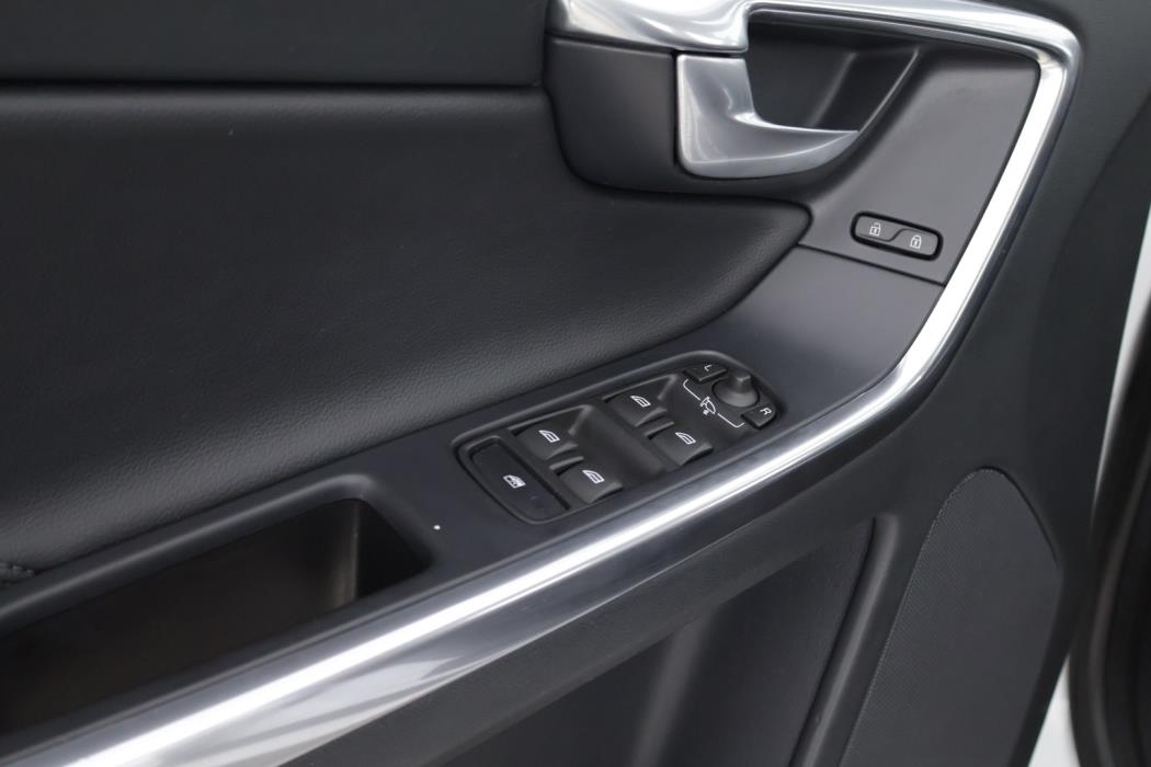 VOLVO XC60 2014