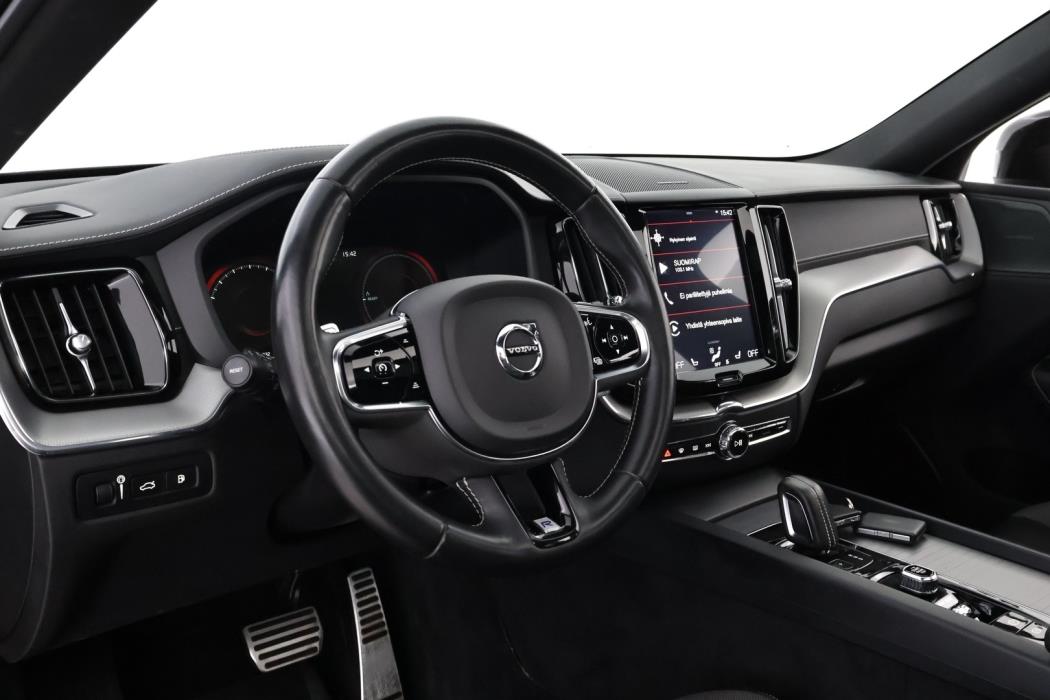 VOLVO XC60 2020