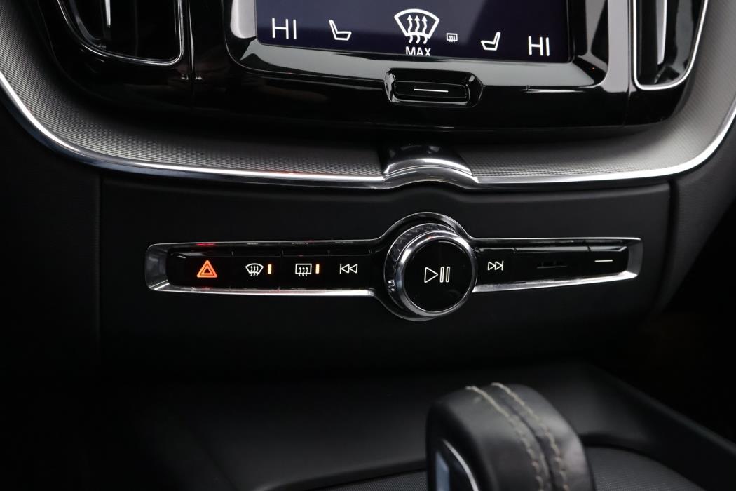 VOLVO XC60 2020