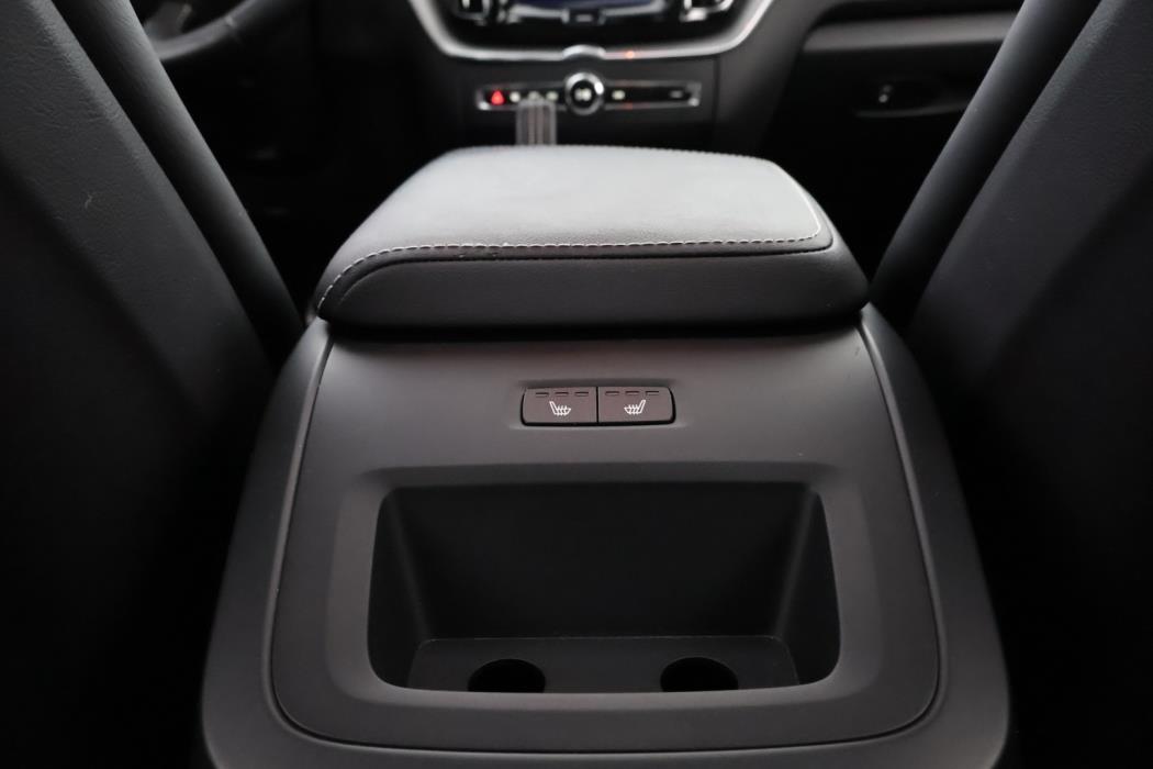 VOLVO XC60 2020