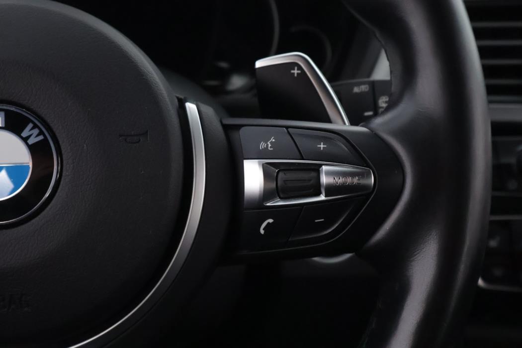 BMW 320 2019