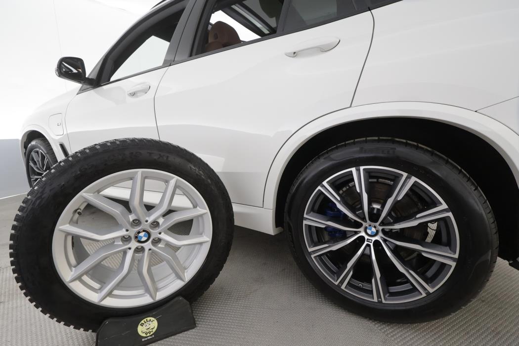 BMW X5 2021