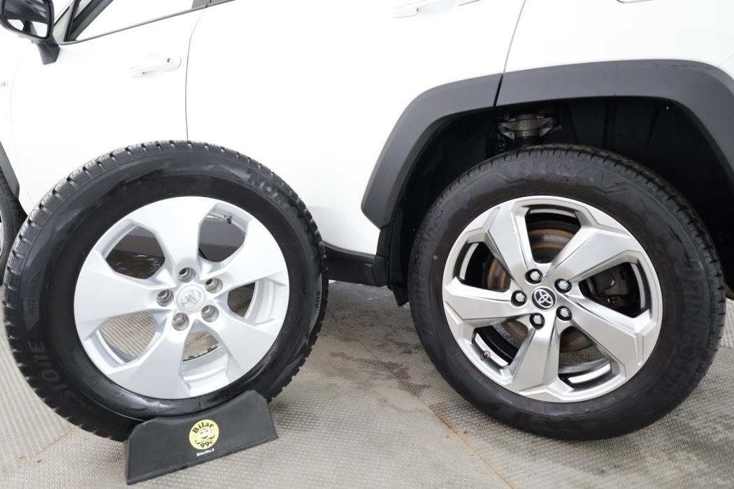 TOYOTA RAV4 2021