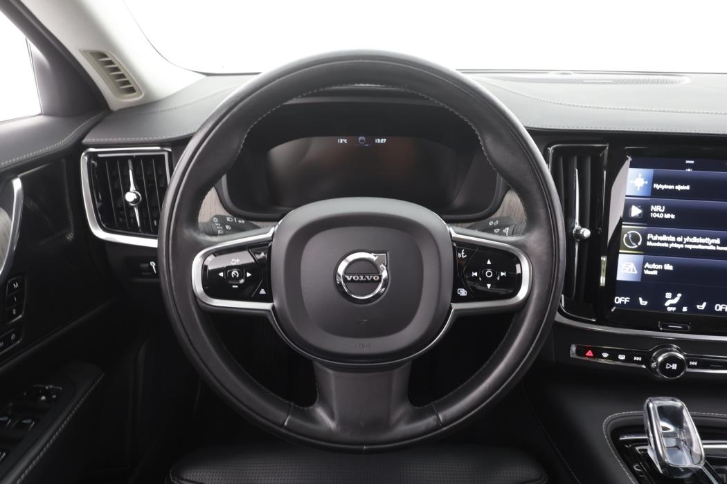 VOLVO S90 2021
