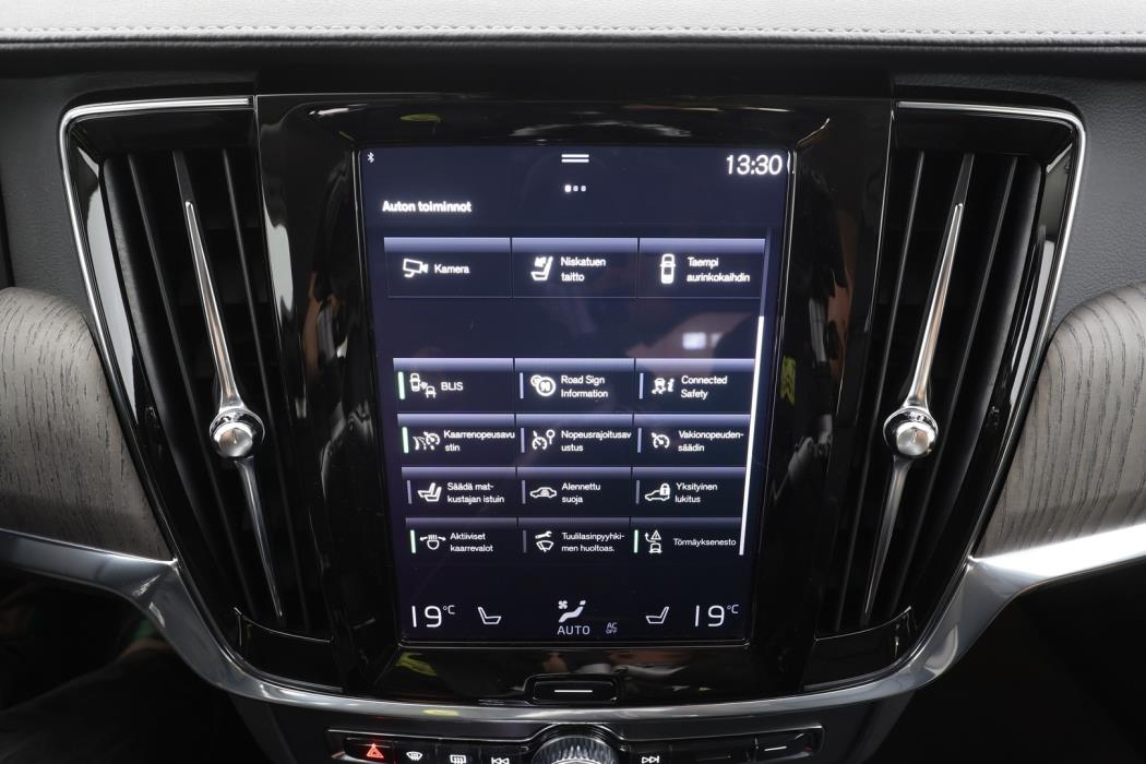 VOLVO S90 2021