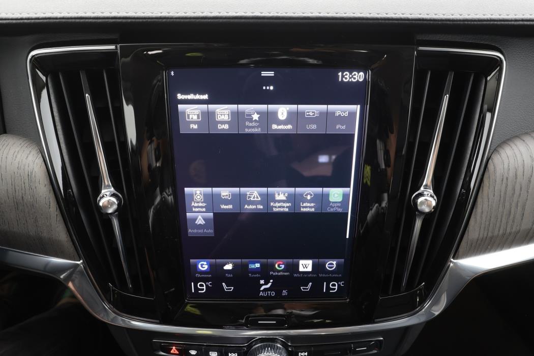 VOLVO S90 2021