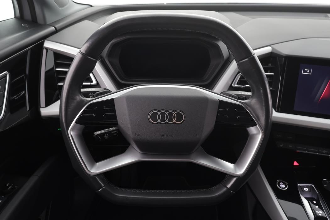 AUDI Q4 e-tron 2022