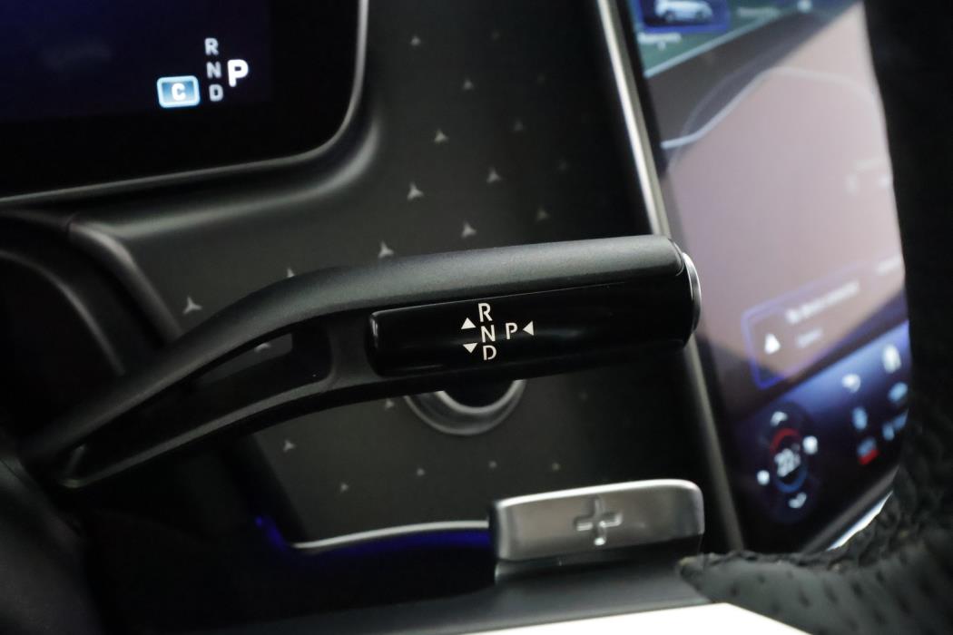 MERCEDES-BENZ EQE SUV 2023