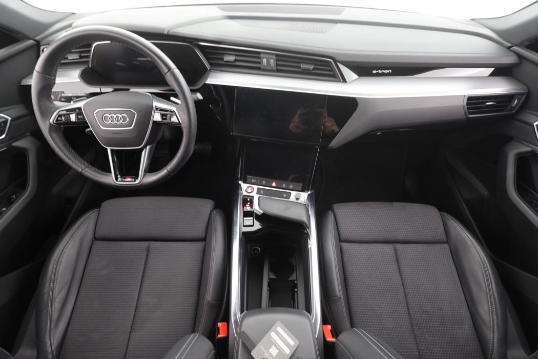 AUDI E-TRON 2023