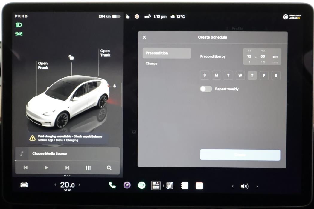 TESLA Model Y 2023