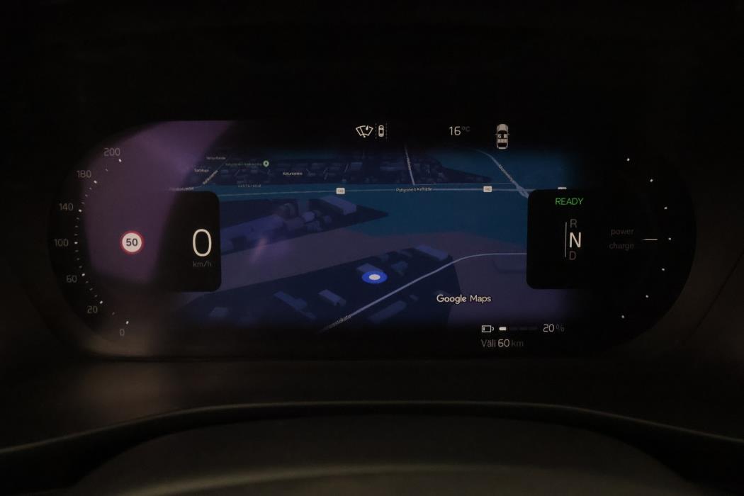 VOLVO XC40 2024