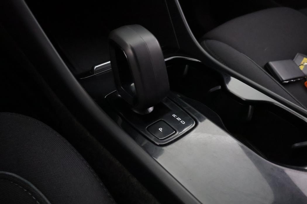 VOLVO XC40 2024