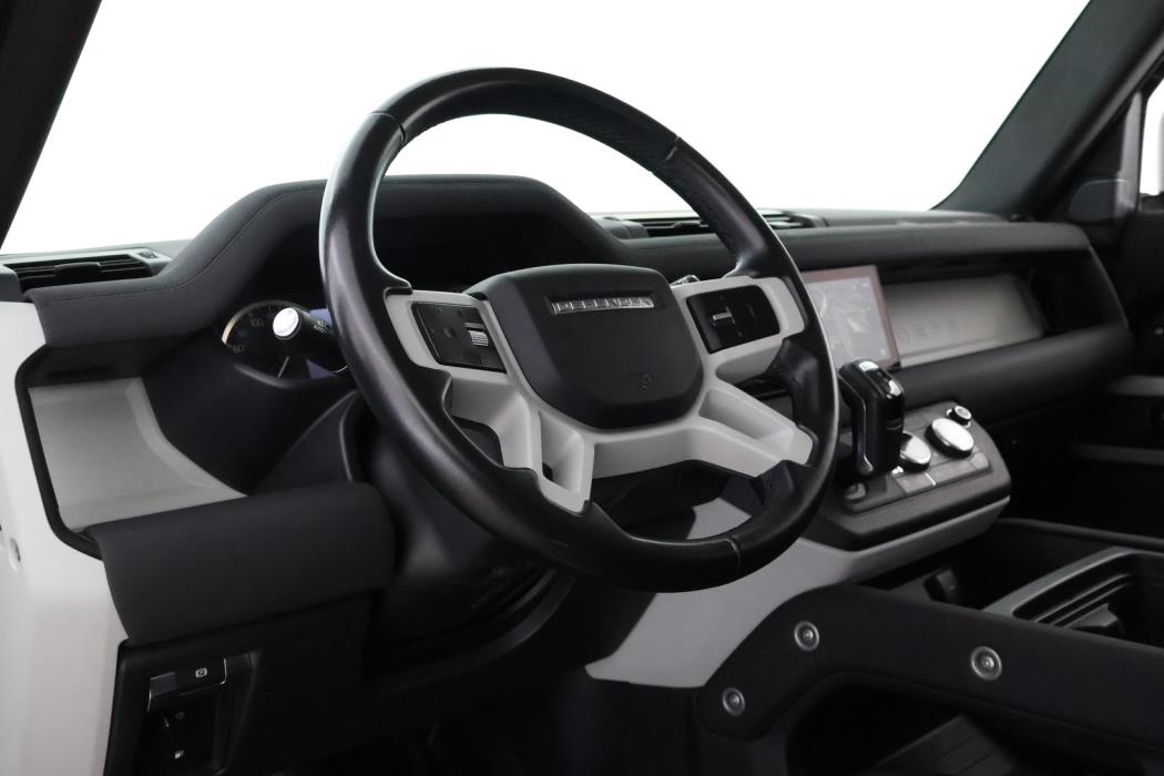 LAND ROVER Defender 2023